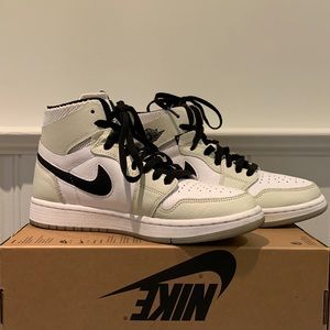 Women’s Air Jordan 1 High Zoom Air CMFT ‘Light Bone’